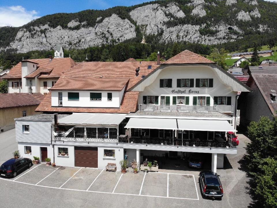 Hotel Gasthof Kreuz Welschenrohr Luaran gambar